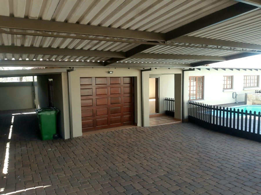 4 Bedroom Property for Sale in Aerorand Mpumalanga