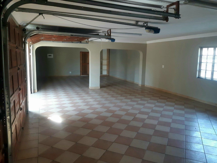 4 Bedroom Property for Sale in Aerorand Mpumalanga