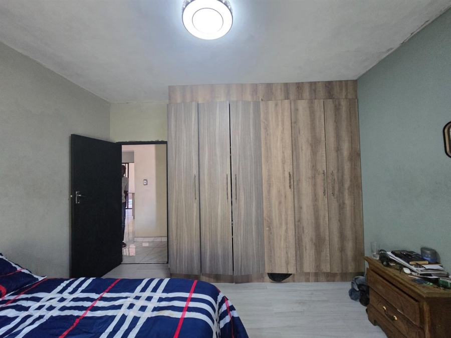 10 Bedroom Property for Sale in Aerorand Mpumalanga