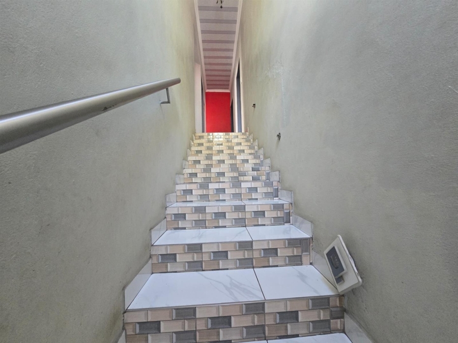 10 Bedroom Property for Sale in Aerorand Mpumalanga