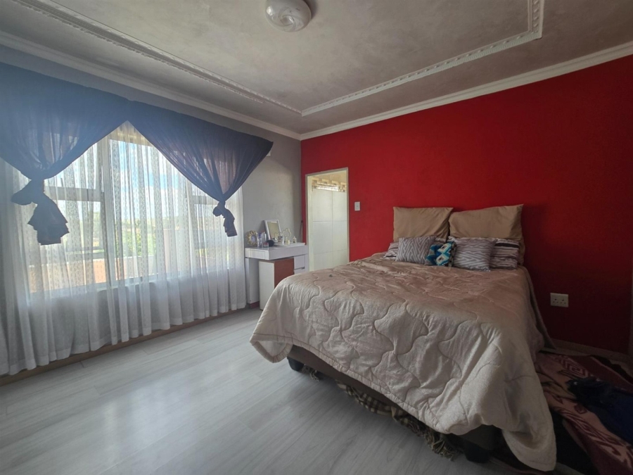 10 Bedroom Property for Sale in Aerorand Mpumalanga