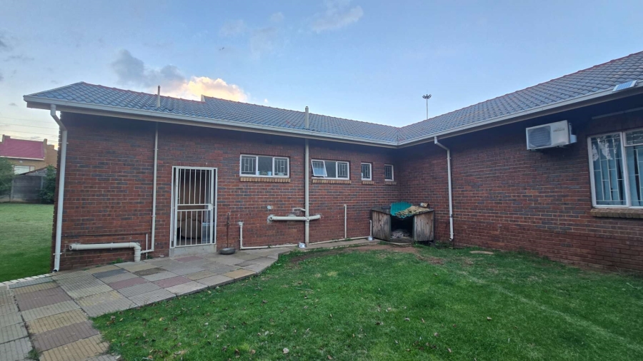 3 Bedroom Property for Sale in Gholfsig Mpumalanga