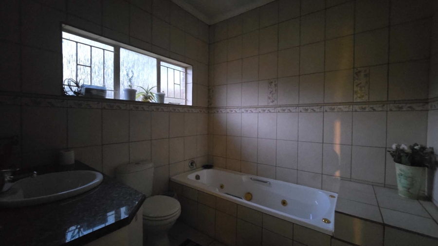 3 Bedroom Property for Sale in Gholfsig Mpumalanga