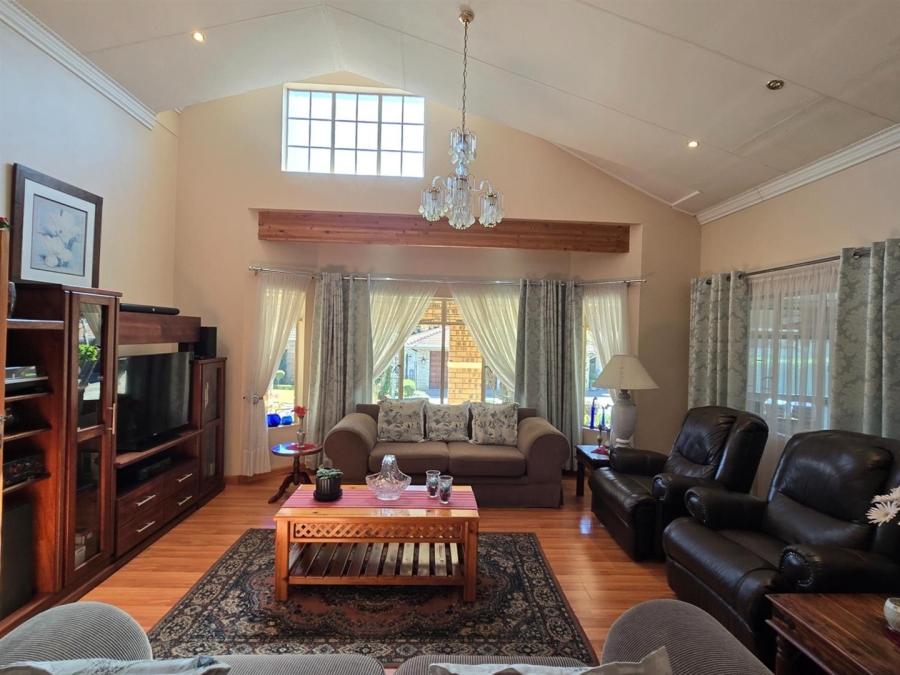 5 Bedroom Property for Sale in Midlands Estate Mpumalanga