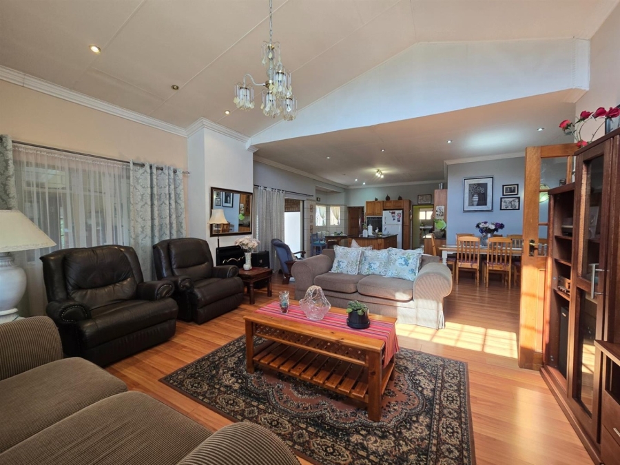 5 Bedroom Property for Sale in Midlands Estate Mpumalanga