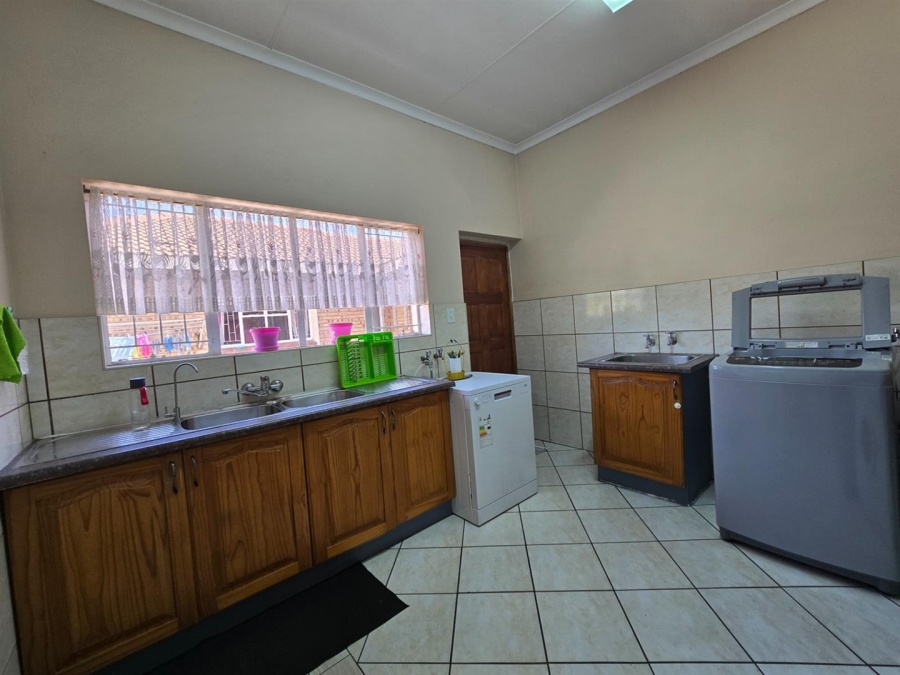 5 Bedroom Property for Sale in Midlands Estate Mpumalanga