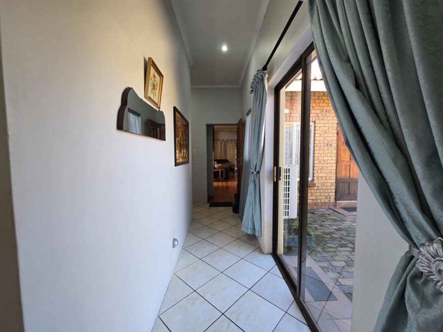 5 Bedroom Property for Sale in Midlands Estate Mpumalanga