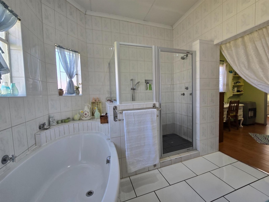 5 Bedroom Property for Sale in Midlands Estate Mpumalanga