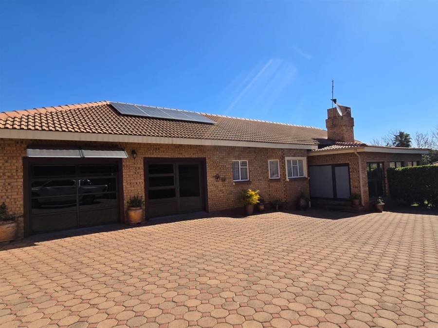 5 Bedroom Property for Sale in Midlands Estate Mpumalanga