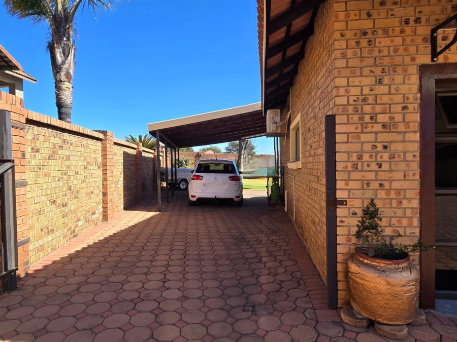5 Bedroom Property for Sale in Midlands Estate Mpumalanga