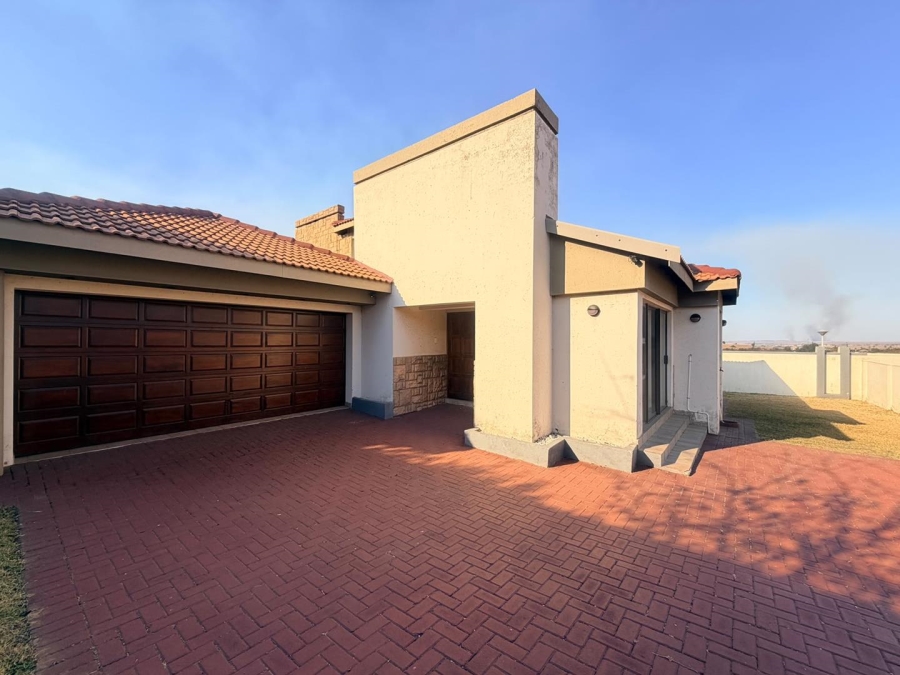 3 Bedroom Property for Sale in Ben Fleur Mpumalanga