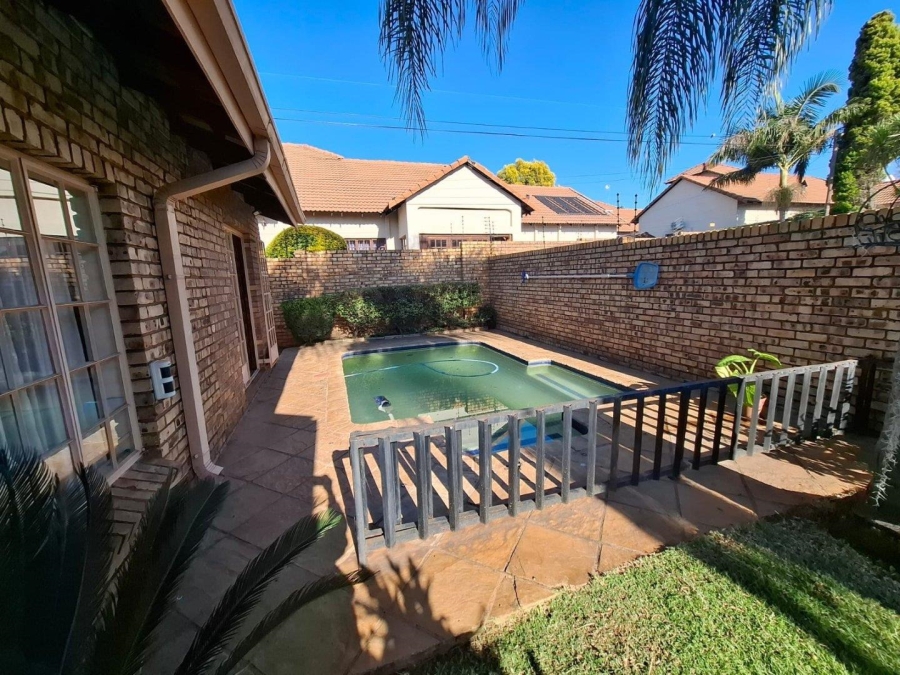 3 Bedroom Property for Sale in Aerorand Mpumalanga
