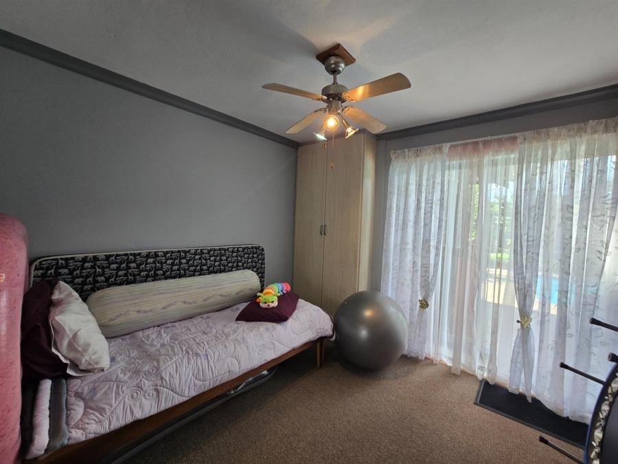 5 Bedroom Property for Sale in Aerorand Mpumalanga