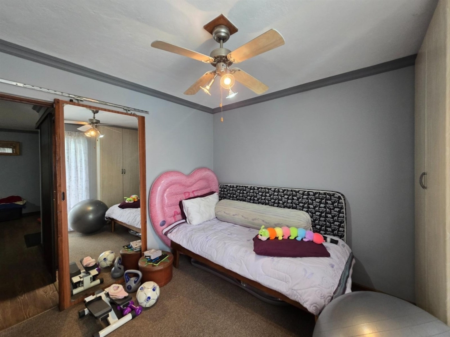 5 Bedroom Property for Sale in Aerorand Mpumalanga