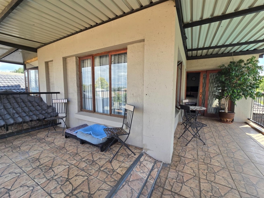 5 Bedroom Property for Sale in Aerorand Mpumalanga