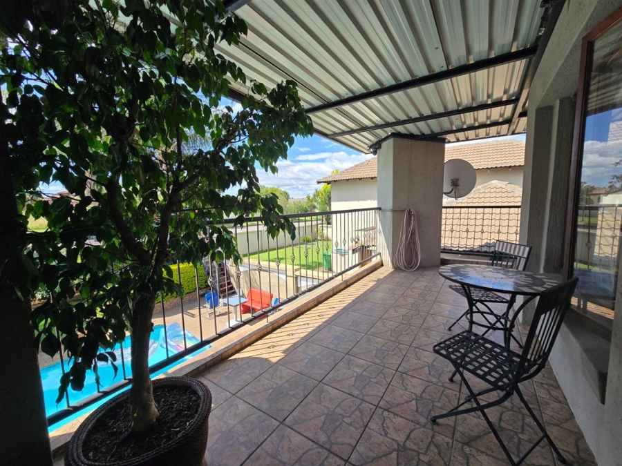 5 Bedroom Property for Sale in Aerorand Mpumalanga