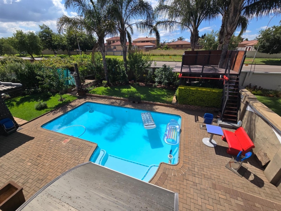 5 Bedroom Property for Sale in Aerorand Mpumalanga