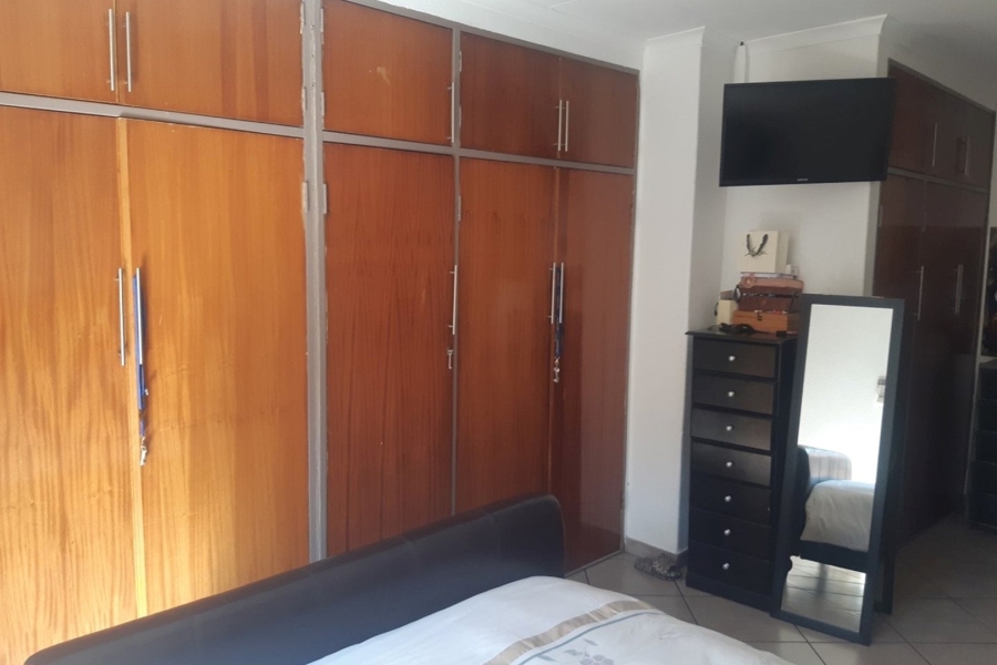 4 Bedroom Property for Sale in Aerorand Mpumalanga