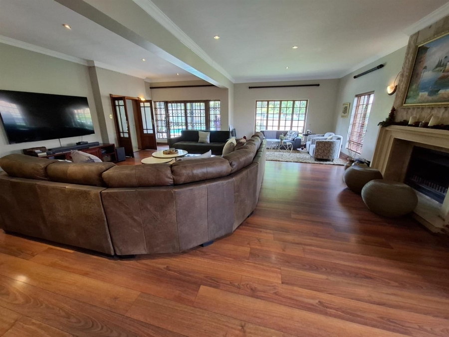 6 Bedroom Property for Sale in Aerorand Mpumalanga