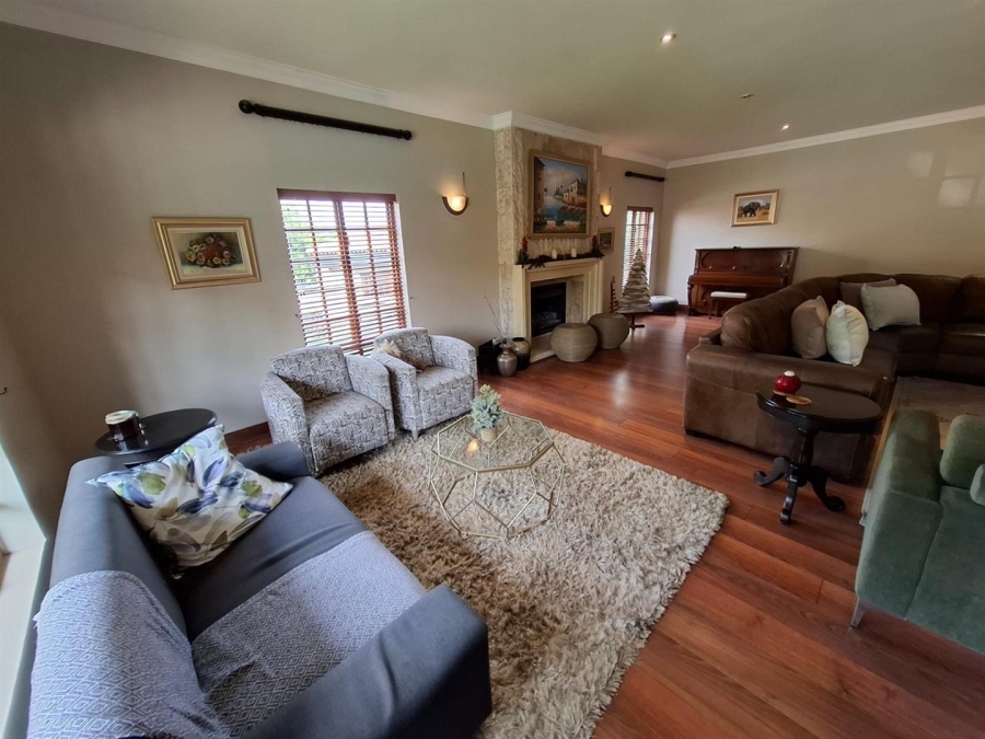 6 Bedroom Property for Sale in Aerorand Mpumalanga