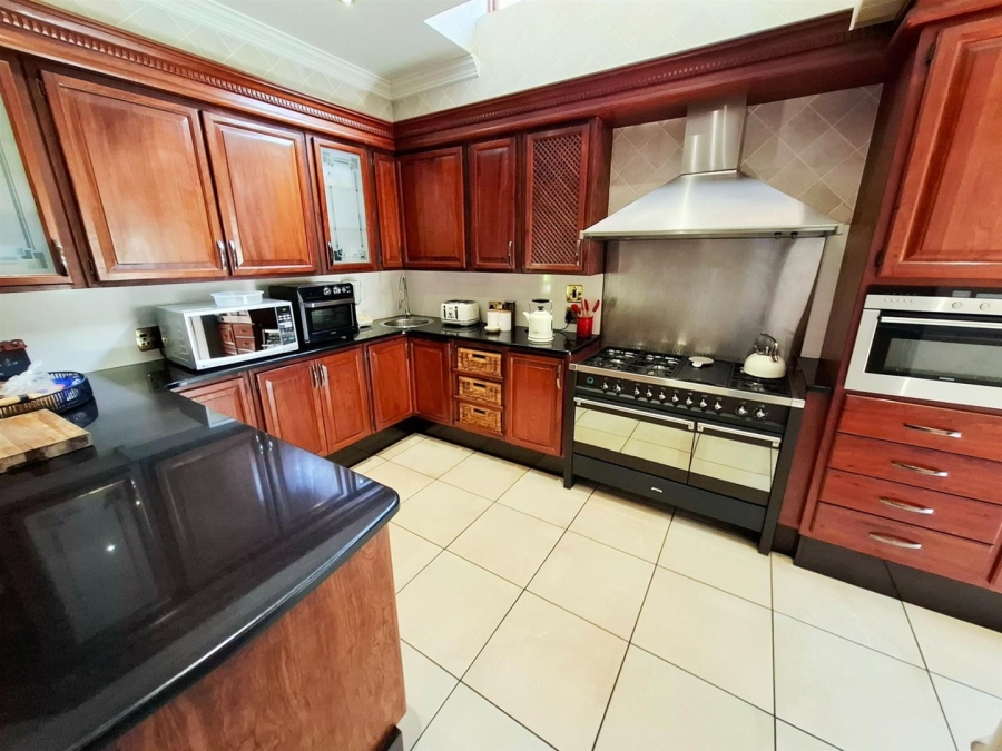 6 Bedroom Property for Sale in Aerorand Mpumalanga