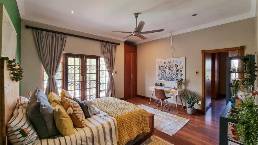 6 Bedroom Property for Sale in Aerorand Mpumalanga