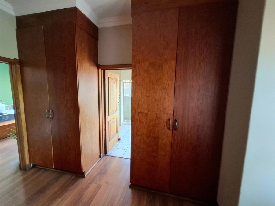 6 Bedroom Property for Sale in Aerorand Mpumalanga