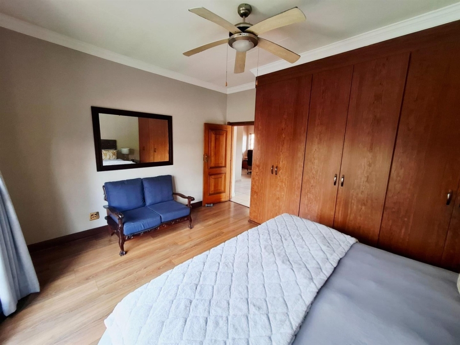 6 Bedroom Property for Sale in Aerorand Mpumalanga