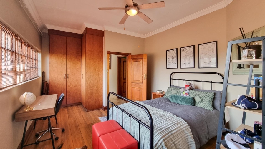 6 Bedroom Property for Sale in Aerorand Mpumalanga