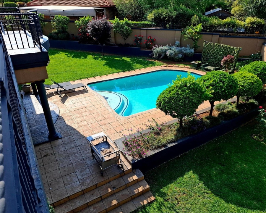 6 Bedroom Property for Sale in Aerorand Mpumalanga