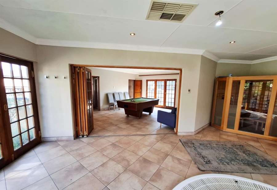 6 Bedroom Property for Sale in Aerorand Mpumalanga