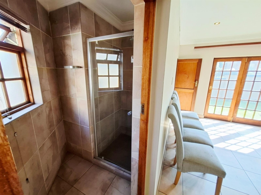 6 Bedroom Property for Sale in Aerorand Mpumalanga