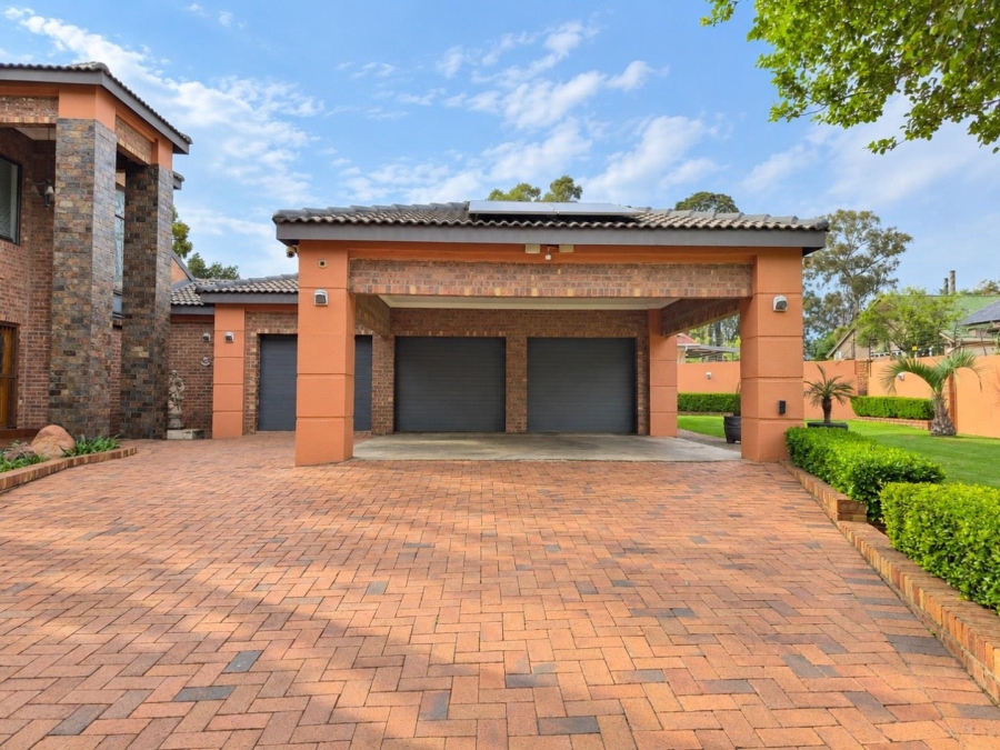 4 Bedroom Property for Sale in Clubville Mpumalanga