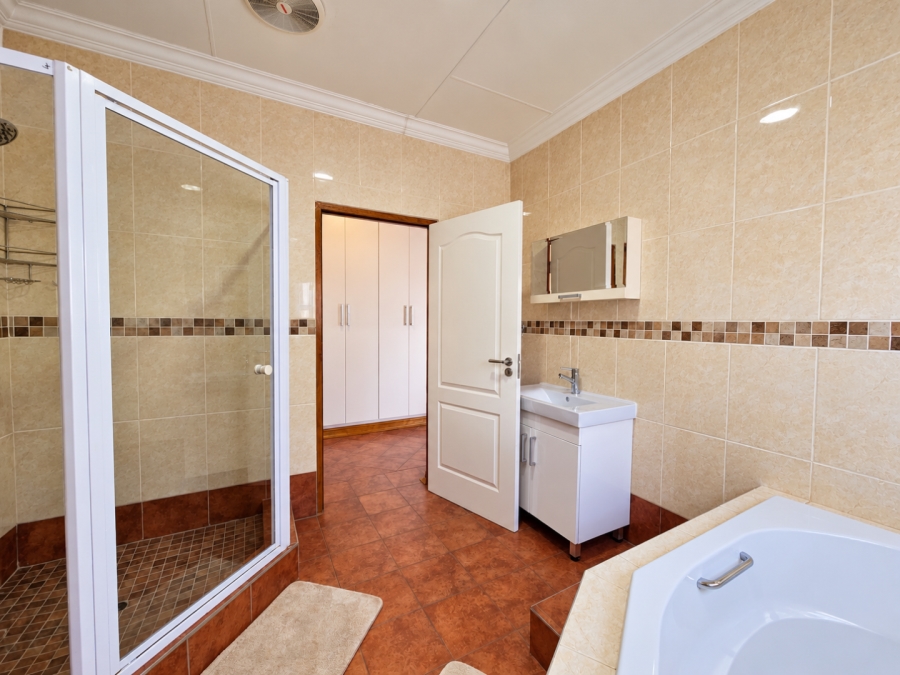 4 Bedroom Property for Sale in Clubville Mpumalanga
