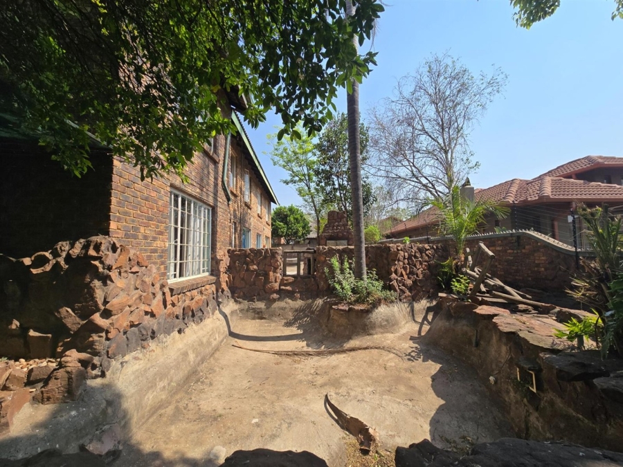 8 Bedroom Property for Sale in Aerorand Mpumalanga