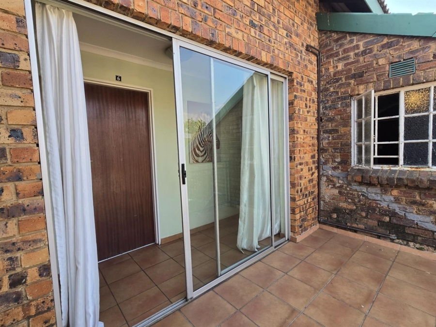 8 Bedroom Property for Sale in Aerorand Mpumalanga