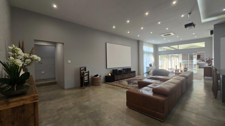 4 Bedroom Property for Sale in Aerorand Mpumalanga