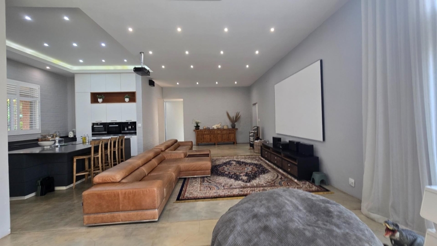 4 Bedroom Property for Sale in Aerorand Mpumalanga