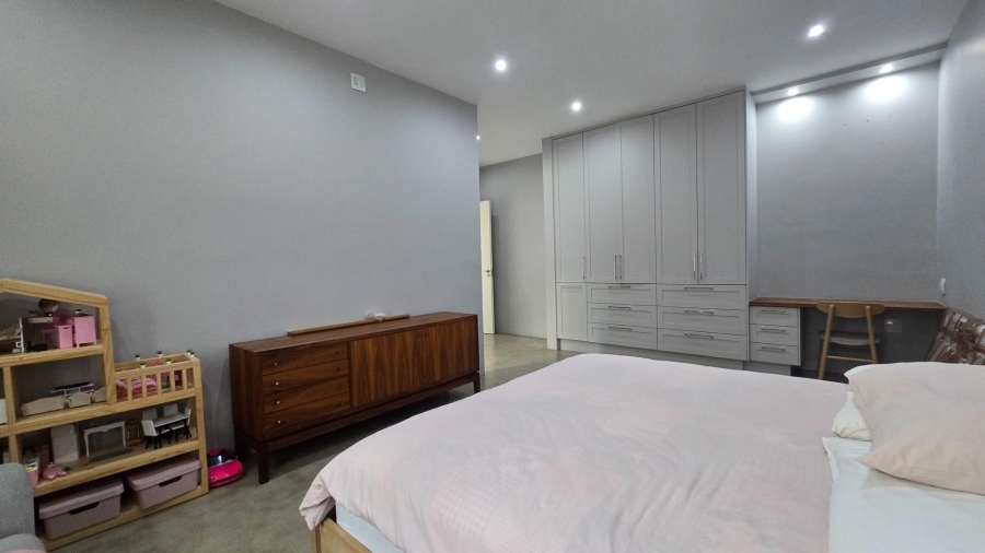 4 Bedroom Property for Sale in Aerorand Mpumalanga