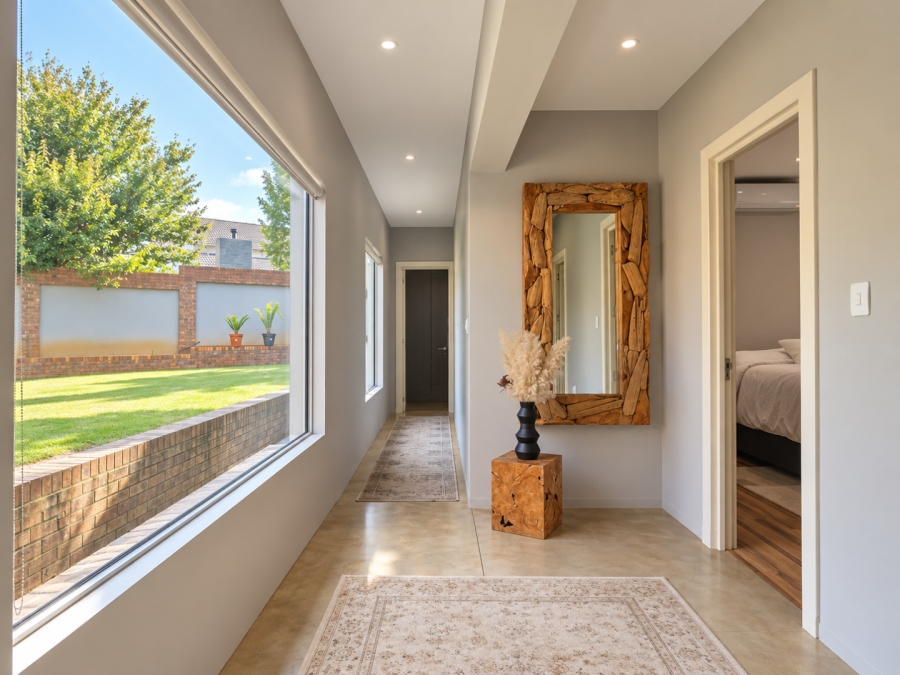 4 Bedroom Property for Sale in Aerorand Mpumalanga