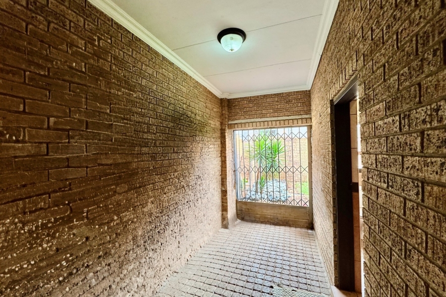 3 Bedroom Property for Sale in Aerorand Mpumalanga