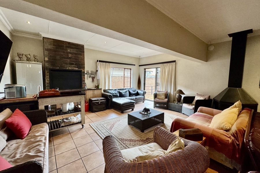 3 Bedroom Property for Sale in Aerorand Mpumalanga