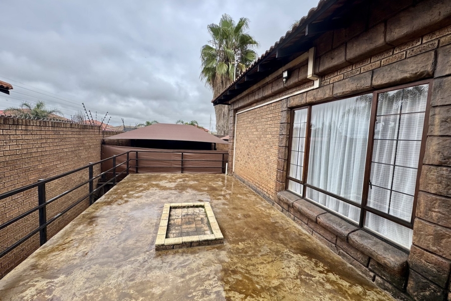 3 Bedroom Property for Sale in Aerorand Mpumalanga