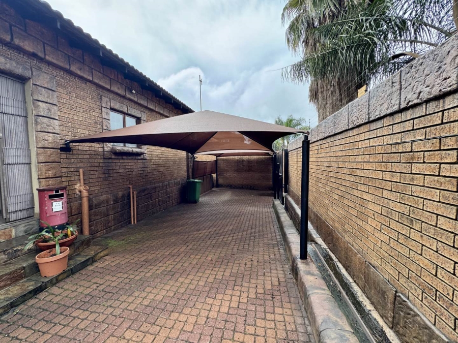 3 Bedroom Property for Sale in Aerorand Mpumalanga