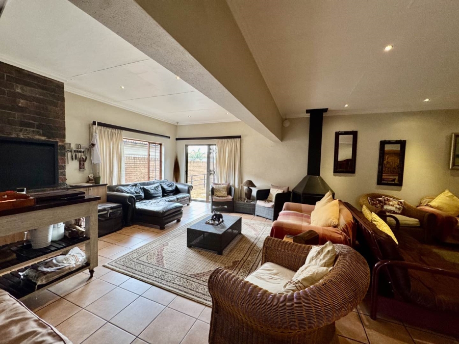 3 Bedroom Property for Sale in Aerorand Mpumalanga