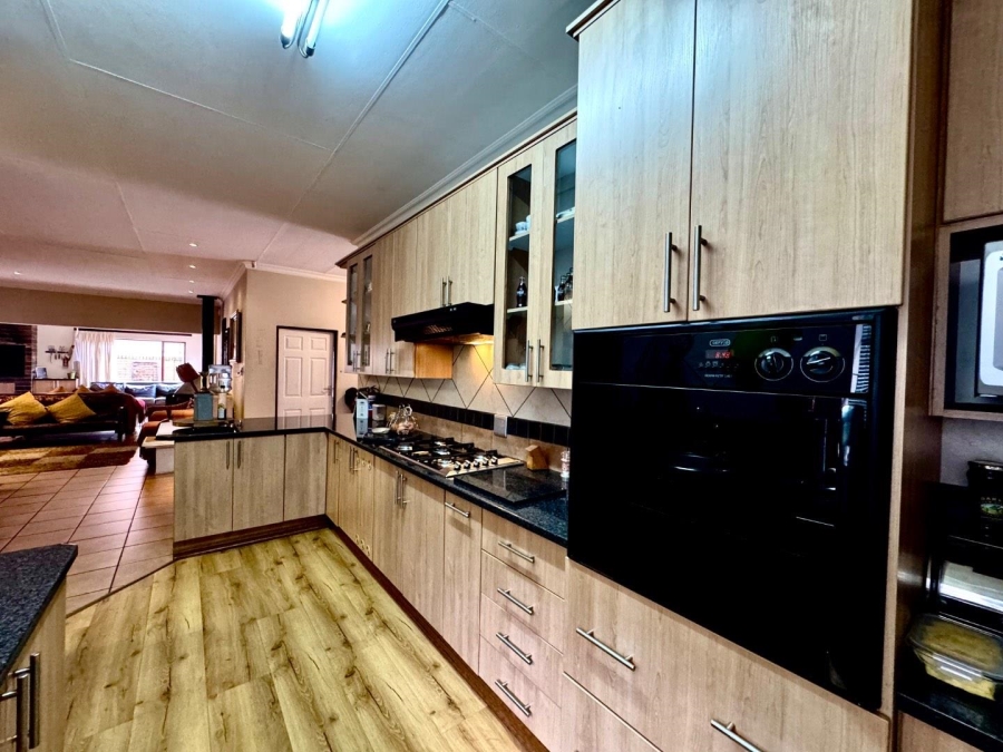 3 Bedroom Property for Sale in Aerorand Mpumalanga