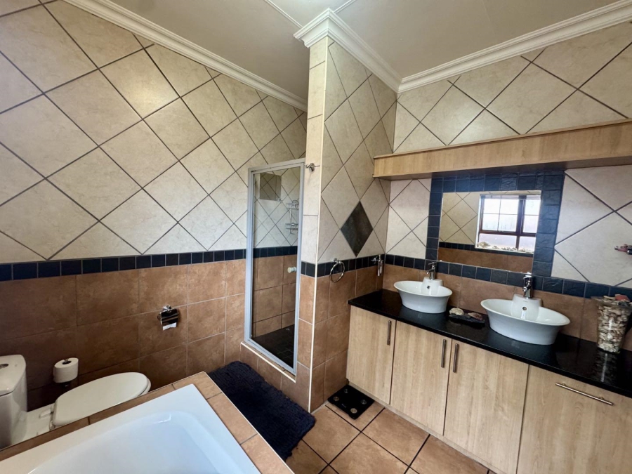 3 Bedroom Property for Sale in Aerorand Mpumalanga