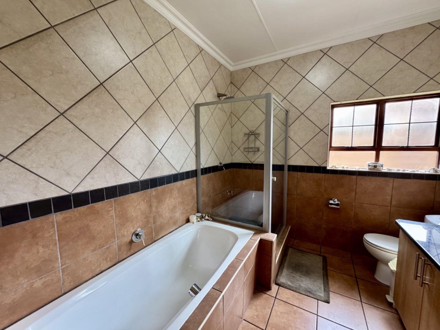 3 Bedroom Property for Sale in Aerorand Mpumalanga