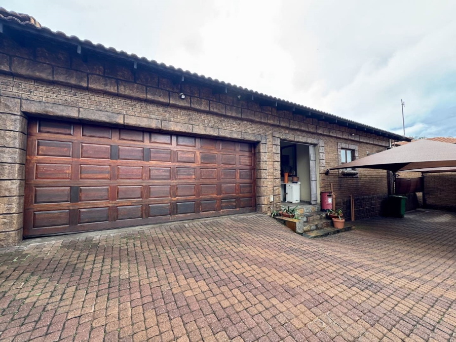 3 Bedroom Property for Sale in Aerorand Mpumalanga