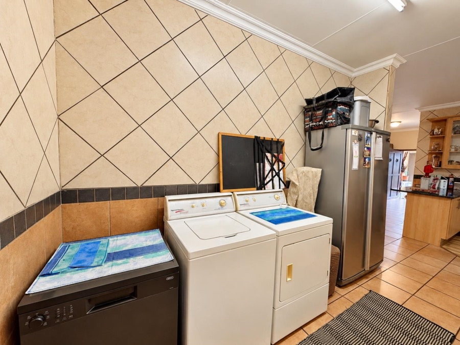 3 Bedroom Property for Sale in Aerorand Mpumalanga